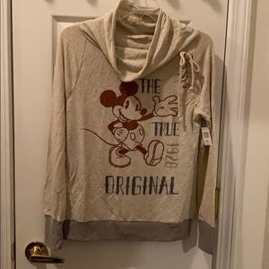 NEW! Disney Mickey shirt size small